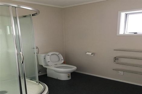 Photo of property in 1/33 Awaruku Road, Torbay, Auckland, 0630