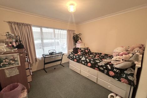 Photo of property in 2/7 Olena Avenue, Sunnyhills, Auckland, 2010