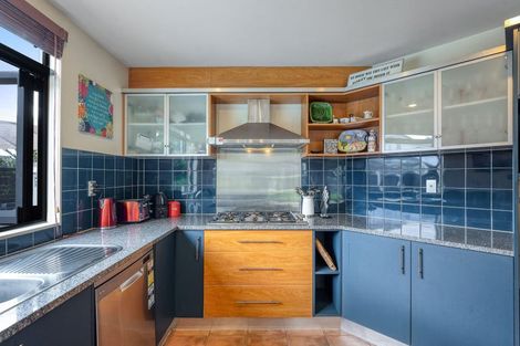 Photo of property in 23 Malin Place, Pinehill, Auckland, 0632