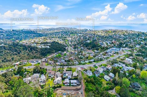 Photo of property in 1/1032 East Coast Road, Fairview Heights, Auckland, 0630