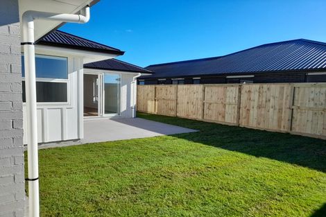 Photo of property in 11 Cotula Way, Papamoa Beach, Papamoa, 3118