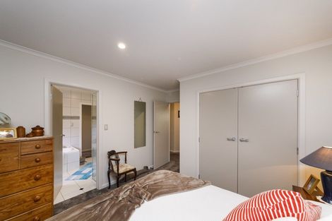 Photo of property in 64 Royal Oak Drive, Kelvin Grove, Palmerston North, 4414