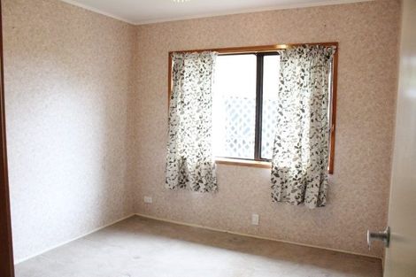 Photo of property in 41 Sunnyview Avenue, Shelly Park, Auckland, 2014