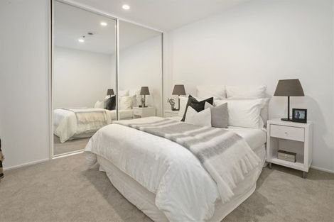 Photo of property in 1i/175 Hurstmere Road, Takapuna, Auckland, 0622