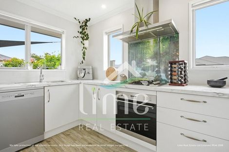 Photo of property in 16 Batchelor Place, Kaiapoi, 7630