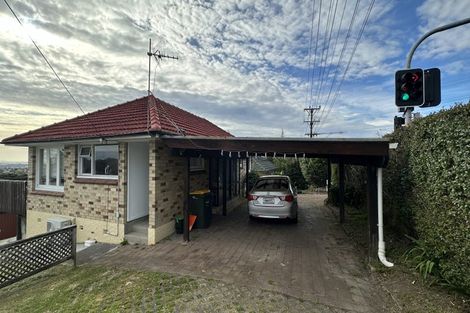 Photo of property in 1/177 Glenfield Road, Hillcrest, Auckland, 0627