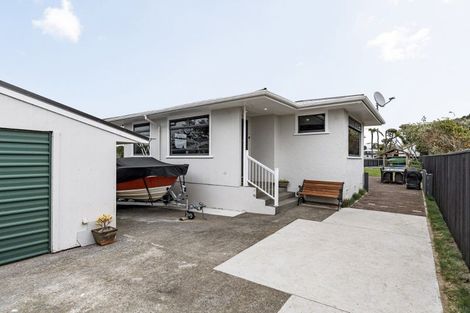 Photo of property in 209a Frankley Road, Frankleigh Park, New Plymouth, 4310