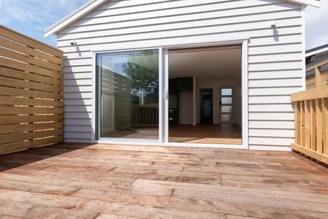 Photo of property in 27 Lyren Place, Half Moon Bay, Auckland, 2012