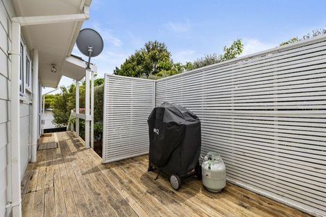 Photo of property in 108 Tamatea Road, Taupo, 3330