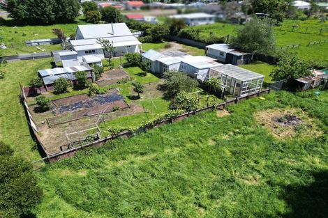 Photo of property in 67 Avenue Road, Foxton, 4814