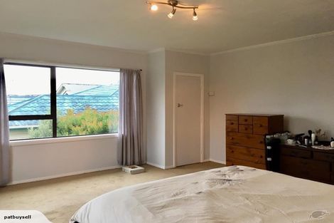 Photo of property in 18 Bell Street, Tawa, Wellington, 5028