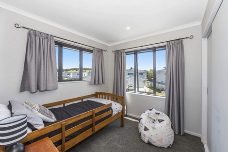 Photo of property in 6 Maylee Crescent, Gulf Harbour, Whangaparaoa, 0930