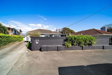 Photo of property in 39a Breakwater Road, Moturoa, New Plymouth, 4310