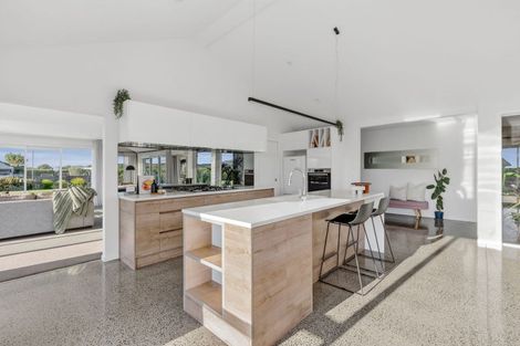 Photo of property in 14 Seachange Drive, Leamington, Cambridge, 3432