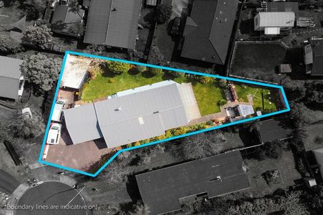 Photo of property in 12 April Place, Red Hill, Papakura, 2110