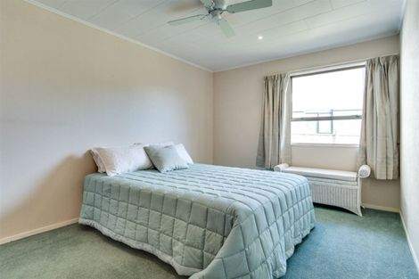 Photo of property in 58 Le Quesne Road, Bay View, Napier, 4104