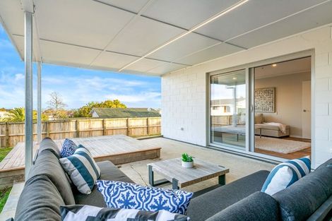 Photo of property in 44 Grenada Avenue, Forrest Hill, Auckland, 0620