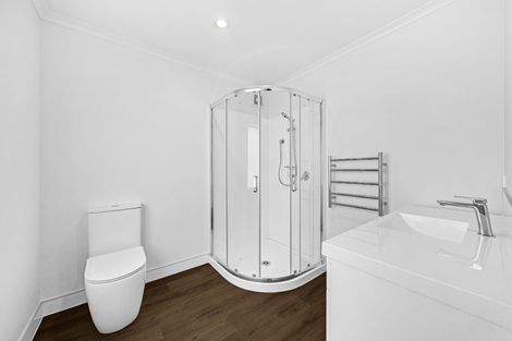 Photo of property in 5 Frank Evans Place, Henderson, Auckland, 0610