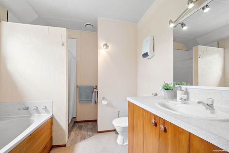 Photo of property in 68 Redwing Street, Browns Bay, Auckland, 0630