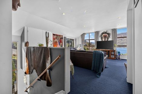Photo of property in 5 Arawata Terrace, Fernhill, Queenstown, 9300
