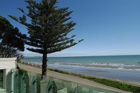 Photo of property in 6 The Esplanade, Raumati South, Paraparaumu, 5032