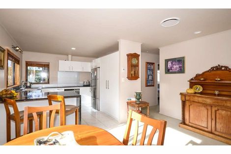 Photo of property in 21a Fairway Drive, Kerikeri, 0230