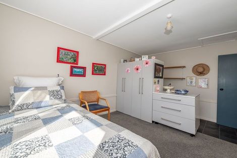 Photo of property in 31b Lyndhurst Street, Westport, 7825