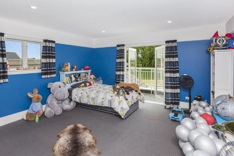 Photo of property in 17 Palmview Drive, Rangiora, 7400