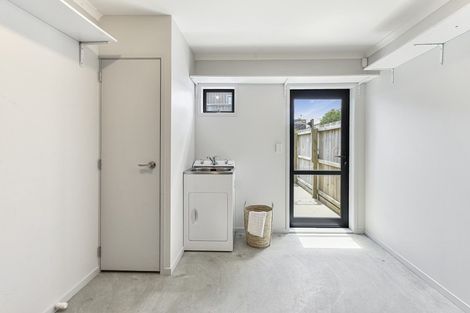 Photo of property in 51 Ipukarea Street, Weymouth, Auckland, 2103