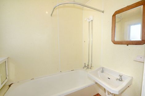 Photo of property in 9 Hall Street, South Dunedin, Dunedin, 9012