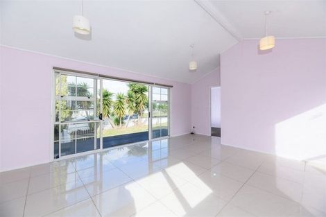 Photo of property in 2 Walters Road, Mount Wellington, Auckland, 1062