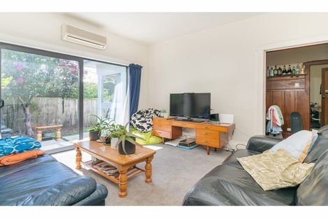 Photo of property in 90 Rattray Street, Riccarton, Christchurch, 8041