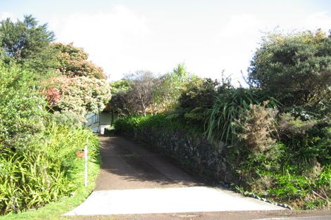 Photo of property in 679 Huia Road, Parau, Auckland, 0604