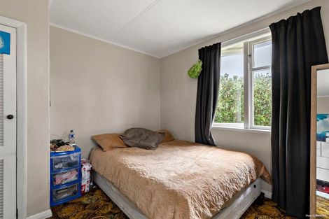 Photo of property in 33 Line Road, Glen Innes, Auckland, 1072