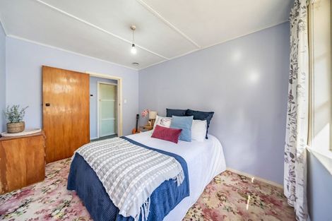 Photo of property in 35 Peck Street, Taita, Lower Hutt, 5011