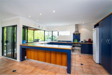 Photo of property in 6 Rainbow Drive, Rainbow Point, Taupo, 3330