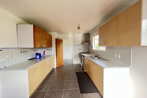 Photo of property in 23 Chislehurst Street, Henderson, Auckland, 0612