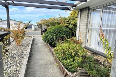 Photo of property in 126 Cunningham Crescent, Grasmere, Invercargill, 9810