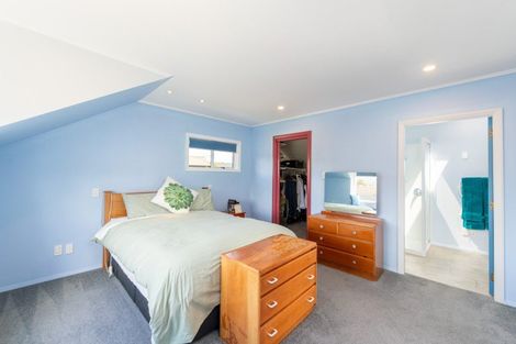 Photo of property in 12 Thackeray Street, Trentham, Upper Hutt, 5018