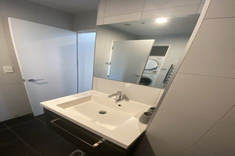 Photo of property in 404/19 Rawene Road, Birkenhead, Auckland, 0626