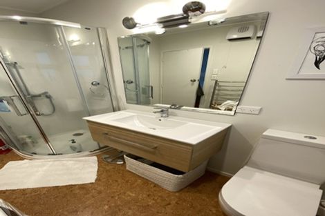 Photo of property in 16c Worcester Street, Wilton, Wellington, 6012