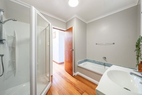 Photo of property in 36 Seddon Street, Wallaceville, Upper Hutt, 5018