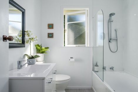 Photo of property in 10 Ayton Street, Mangapapa, Gisborne, 4010