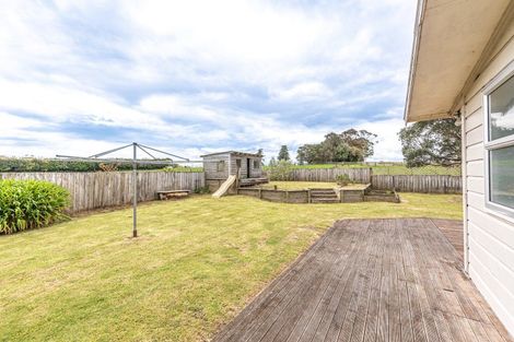 Photo of property in 30 Weraroa Road, Waverley, 4510