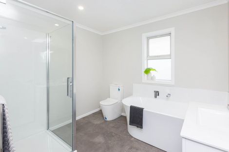 Photo of property in 22 Fenwick Crescent, Hillcrest, Hamilton, 3216