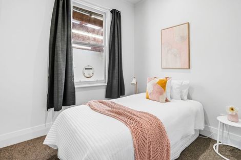 Photo of property in 77 Wesley Street, South Dunedin, Dunedin, 9012