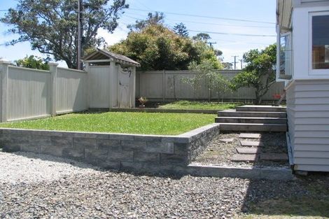 Photo of property in 1/12 Northumberland Avenue, Belmont, Auckland, 0622