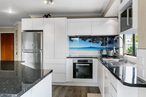 Photo of property in 2 Knox Place, Leamington, Cambridge, 3432