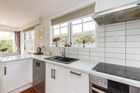 Photo of property in 53 Waterloo Crescent, Hokowhitu, Palmerston North, 4410