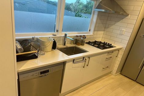 Photo of property in 62 Vandeleur Avenue, Birkdale, Auckland, 0626